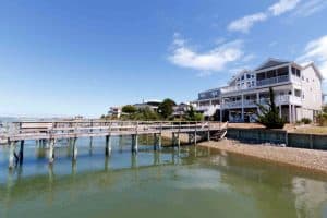 lake norman pier and house